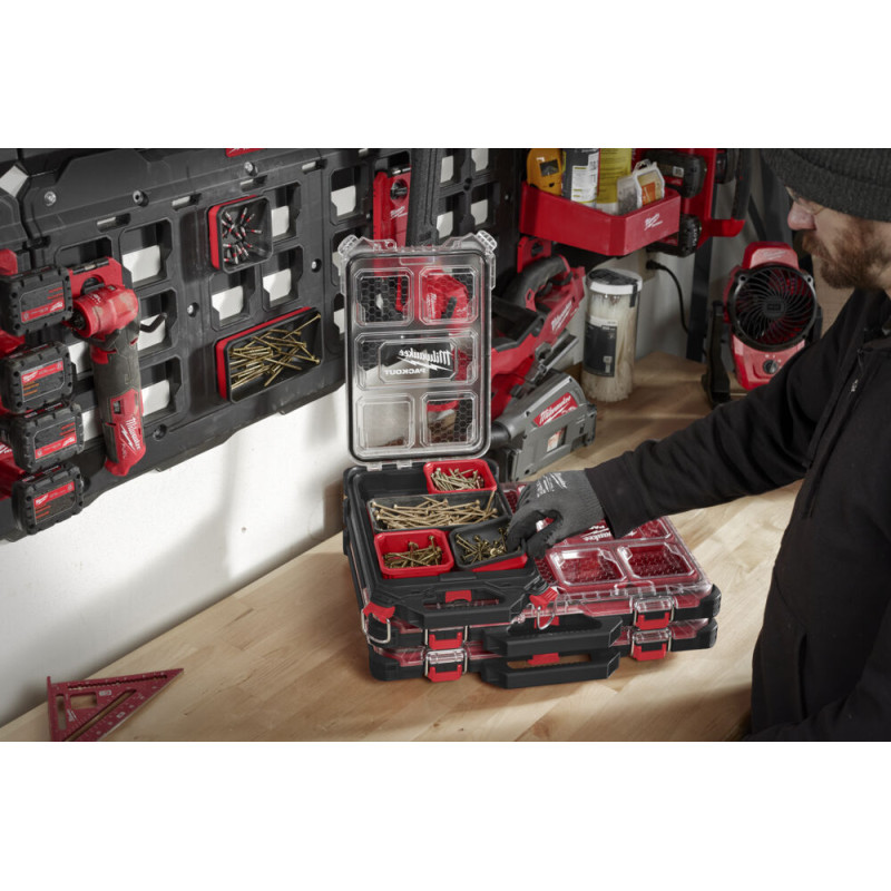 Купити Магнітний лоток-тарілка для зберігання металевих предметів MILWAUKEE Packout - 20 x 10 см. Офіційний магазин Мілвокі Україна, фірмова гарантія з доставкою по Украіні