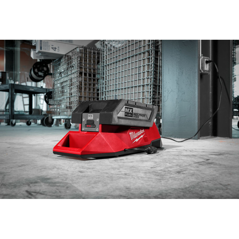 Купити Аккумулятор MX FUEL XC406 Milwaukee 6.0 А/г 12В. Офіційний магазин Мілвокі Україна, фірмова гарантія з доставкою по Украіні