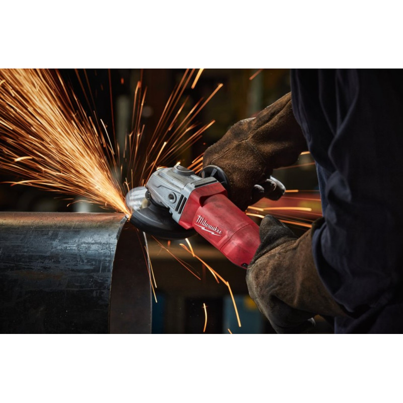Купити Шліфмашина кутова MILWAUKEE, AG 13-125 XSPD, 1250Вт, діаметр 125мм (захисний кожух, бічна рукоять, опорна та притискна гайки, ключ, картонне пакування). Офіційний магазин Мілвокі Україна, фірмова гарантія з доставкою по Украіні