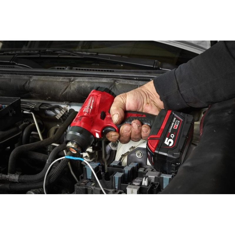 Купити Термоповітродувка акумуляторна MILWAUKEE, M18 BHG-502C (зарядний пристрій M12-18 FC, 2 акумулятори М18 В5 5Аг, аксесуари, кейс). Офіційний магазин Мілвокі Україна, фірмова гарантія з доставкою по Украіні