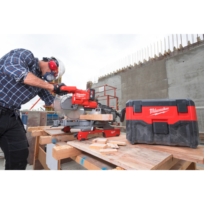 Купити Пилосос акумуляторний MILWAUKEE, M18 VC2-0 для сухого і вологого прибирання. Офіційний магазин Мілвокі Україна, фірмова гарантія з доставкою по Украіні
