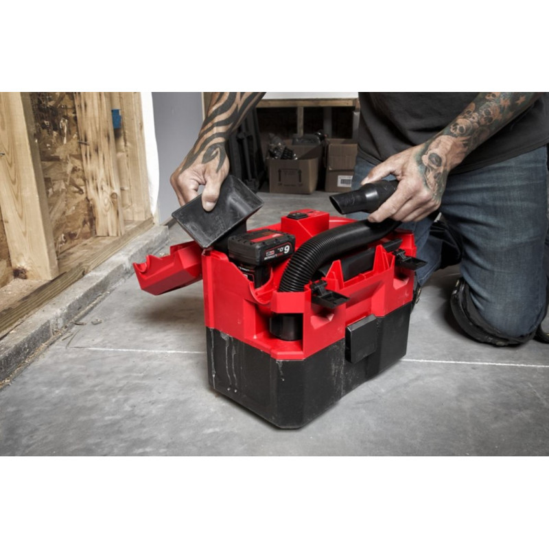 Купити Пилосос акумуляторний MILWAUKEE, M12 FVCL-0, для рідини та сухого сміття (каркас, аксесуари, картонне пакування). Офіційний магазин Мілвокі Україна, фірмова гарантія з доставкою по Украіні