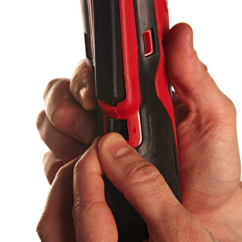 Купити Дриль кутовий акумуляторний MILWAUKEE, C12RAD-0, 12Нм (каркас, картонне пакування). Офіційний магазин Мілвокі Україна, фірмова гарантія з доставкою по Украіні