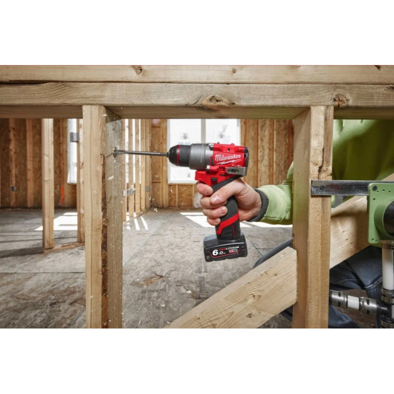 Купити Дриль-шурупокрут акумуляторний MILWAUKEE, M12 FDD2-402X (+ заряд.пристрій, 2 акум., HD кейс). Офіційний магазин Мілвокі Україна, фірмова гарантія з доставкою по Украіні