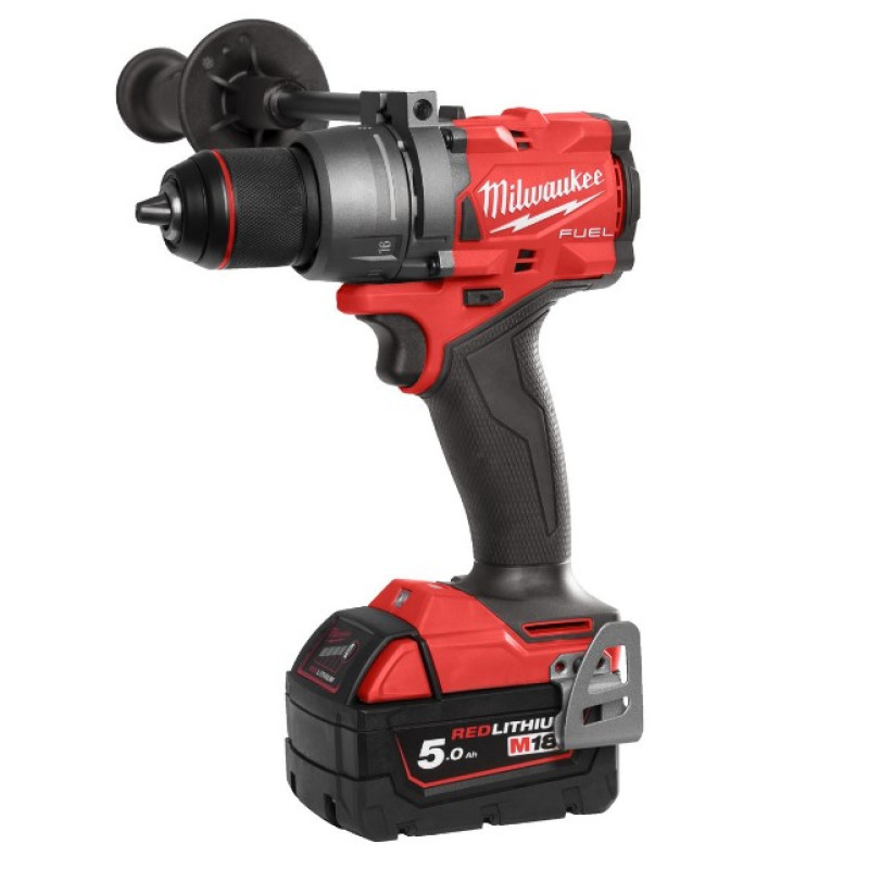 Купити Дриль-шуруповерт з ударом акумуляторний безщітковий MILWAUKEE, M18 FPD3-402С, 158Нм (зарядний пристрій М12-18 С, 2 акумулятори М18 В4 4Аг, кліпса для реміня, бічна рукоять, кейс). Офіційний магазин Мілвокі Україна, фірмова гарантія з доставкою по Украіні