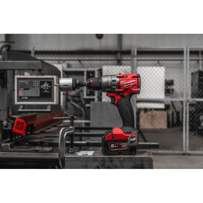 Купити Дриль-шуруповерт акумуляторний безщітковий MILWAUKEE, M18 FDD3-0X,158Нм (каркас, кліпса для ременя, бічна ручка, HDкейс). Офіційний магазин Мілвокі Україна, фірмова гарантія з доставкою по Украіні
