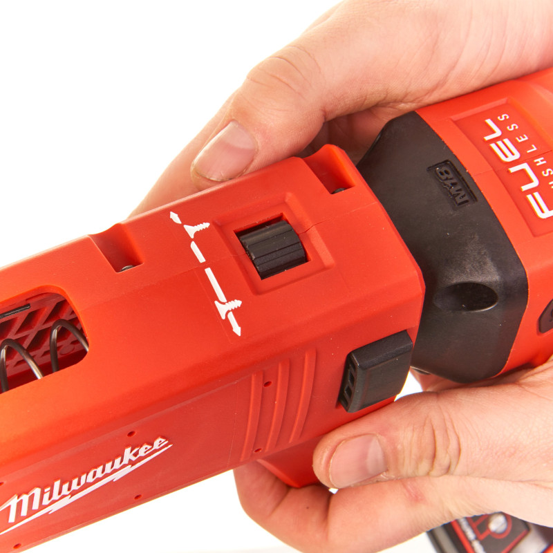 Купити Шуруповерт для гипсокартону безщітковий MILWAUKEE, M18 FSGC-202X, 13Нм (зарядний пристрій M12-18 FC, 2 акумулятори М18 В2 2Аг, кліпса для реміня, HDкейс). Офіційний магазин Мілвокі Україна, фірмова гарантія з доставкою по Украіні