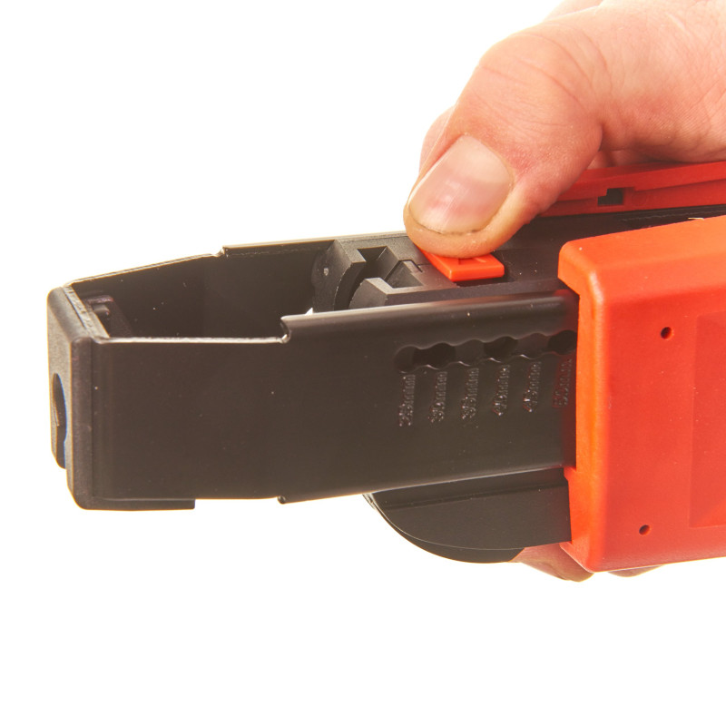 Купити Шуруповерт для гипсокартону безщітковий MILWAUKEE, M18 FSGC-202X, 13Нм (зарядний пристрій M12-18 FC, 2 акумулятори М18 В2 2Аг, кліпса для реміня, HDкейс). Офіційний магазин Мілвокі Україна, фірмова гарантія з доставкою по Украіні