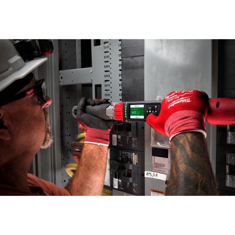 Купити Ключ динамометричний електронний 3/8'' MILWAUKEE, M12 ONEFTR38-0C (13,6-135,6Нм) (каркас, кейс). Офіційний магазин Мілвокі Україна, фірмова гарантія з доставкою по Украіні