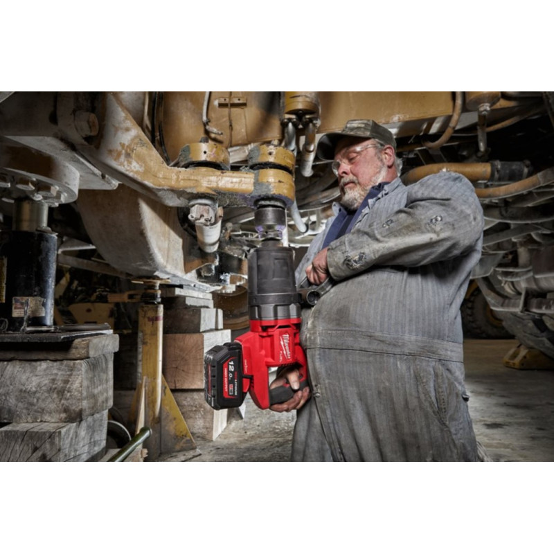 Купити Гайковерт акумуляторний безщітковий 1'' MILWAUKEE, M18 ONEFHIWF1D-0C, 2711Нм, з кільцем (каркас, кейс). Офіційний магазин Мілвокі Україна, фірмова гарантія з доставкою по Украіні