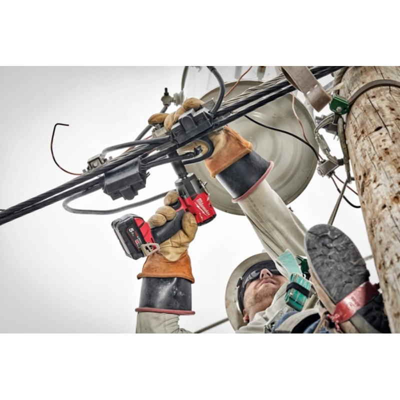 Купити Гайковерт акумуляторний безщітковий 1/2'' MILWAUKEE, M18 FMTIW2F12-0Х, 881Нм, з кільцем (каркас, кліпса для реміня, HDкейс). Офіційний магазин Мілвокі Україна, фірмова гарантія з доставкою по Украіні