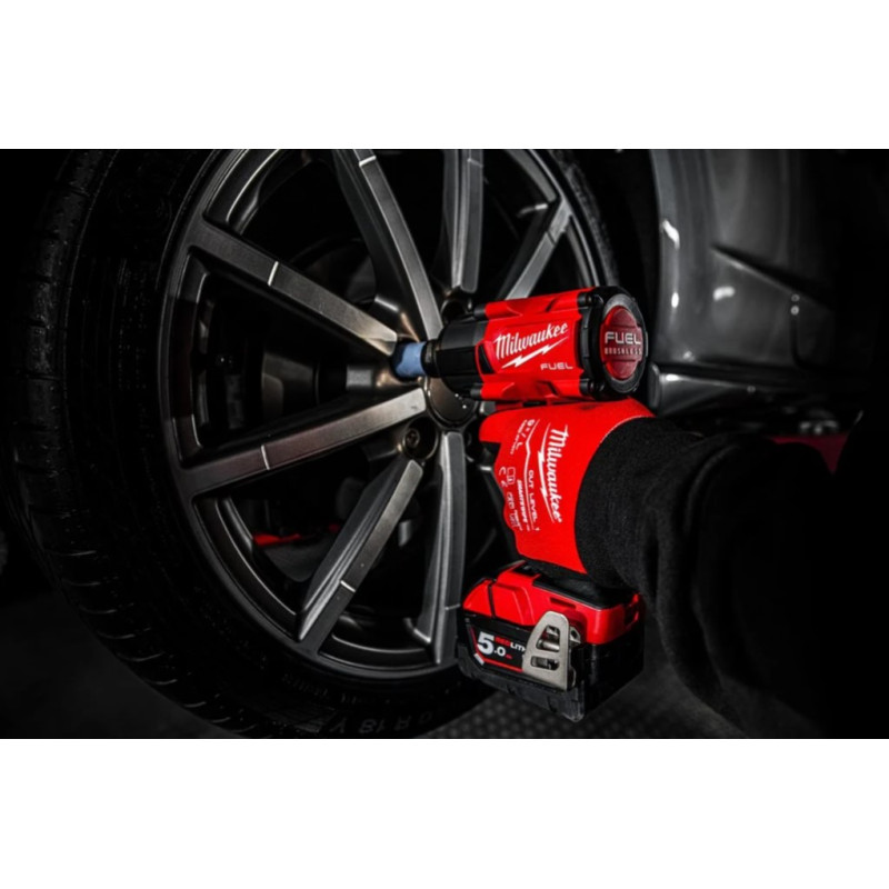 Купити Гайковерт акумуляторний безщітковий 1/2'' MILWAUKEE, M18 FMTIW2F12-0Х, 881Нм, з кільцем (каркас, кліпса для реміня, HDкейс). Офіційний магазин Мілвокі Україна, фірмова гарантія з доставкою по Украіні