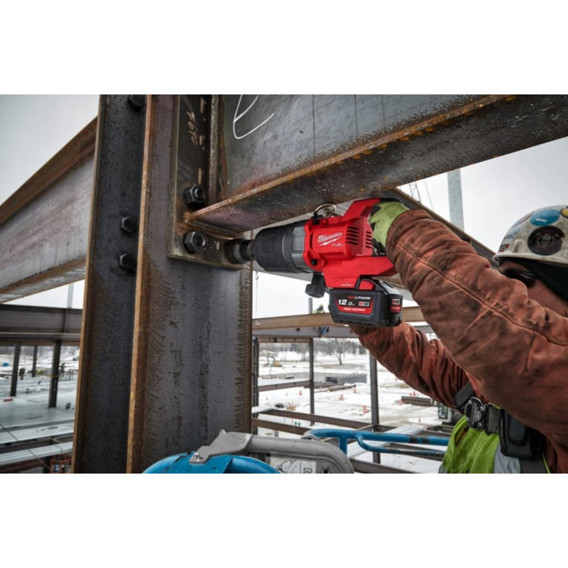 Купити Гайковерт акумуляторний безщітковий 1'' MILWAUKEE, M18 ONEFHIWF1DS-0C, 2711Нм, з кільцем (каркас, кейс). Офіційний магазин Мілвокі Україна, фірмова гарантія з доставкою по Украіні