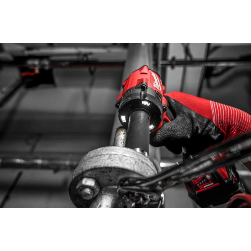 Купити Гайковерт акумуляторний безщітковий 1/2'' MILWAUKEE, M18 FIW2P12-0X, 339Нм, з піном (каркас, кліпса для реміня, HDкейс). Офіційний магазин Мілвокі Україна, фірмова гарантія з доставкою по Украіні