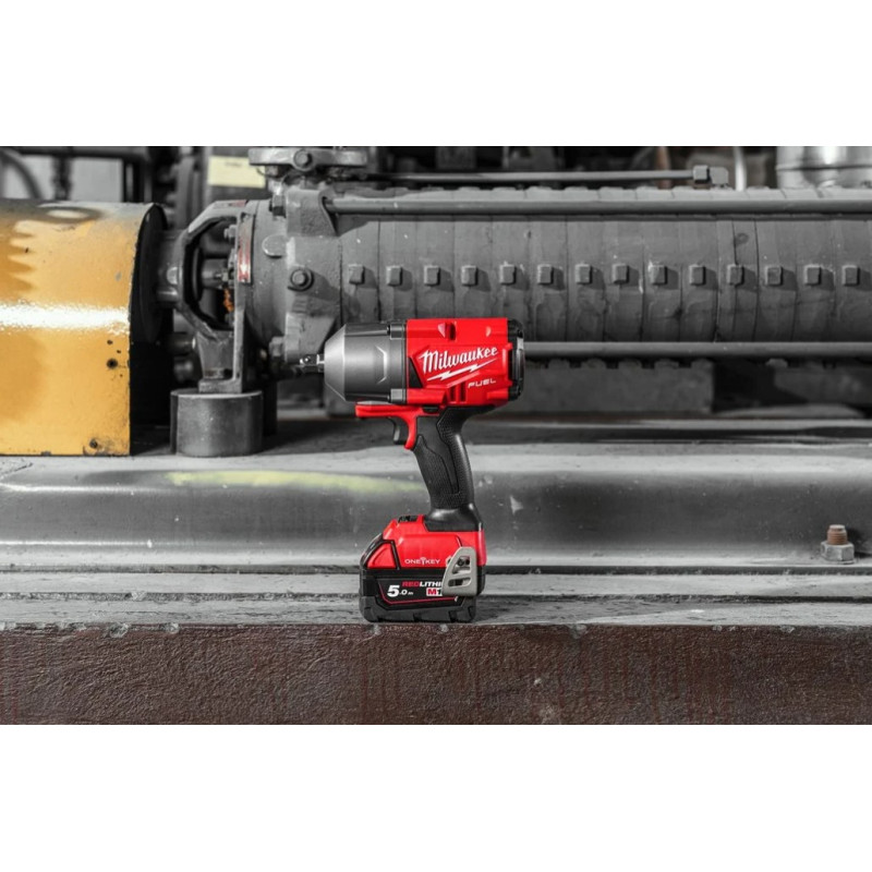 Купити Гайковерт акумуляторний безщітковий 1/2'' MILWAUKEE, M18 ONEFHIWP12-0X, 1491Нм. з піном (каркас, HDкейс). Офіційний магазин Мілвокі Україна, фірмова гарантія з доставкою по Украіні
