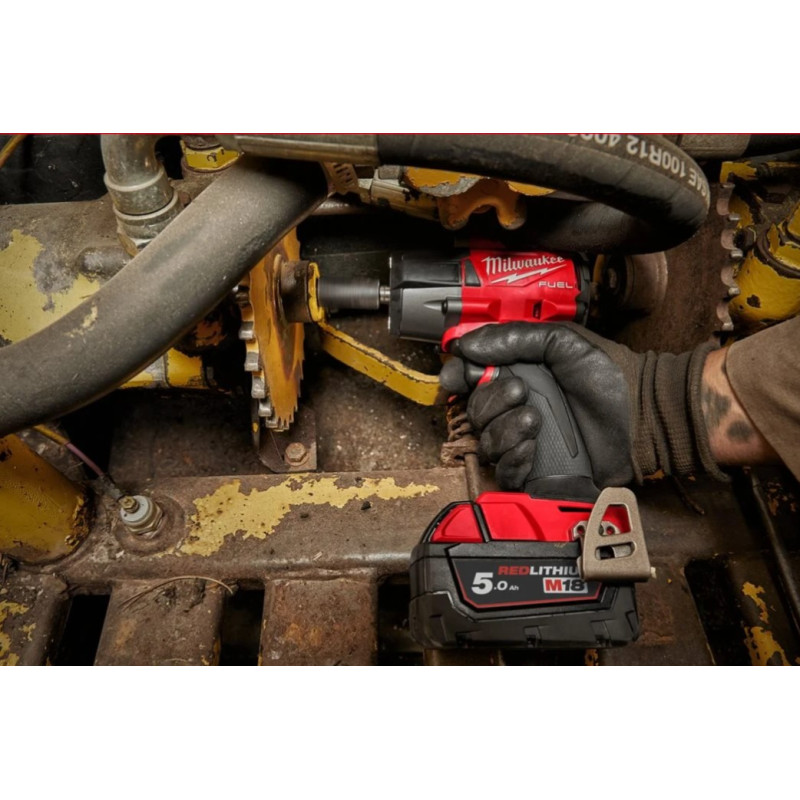 Купити Гайковерт акумуляторний безщітковий 1/2'' MILWAUKEE, M18 FMTIW2P12-0X, 881Нм, с пином (каркас, кліпса для реміня, картонне пакування). Офіційний магазин Мілвокі Україна, фірмова гарантія з доставкою по Украіні