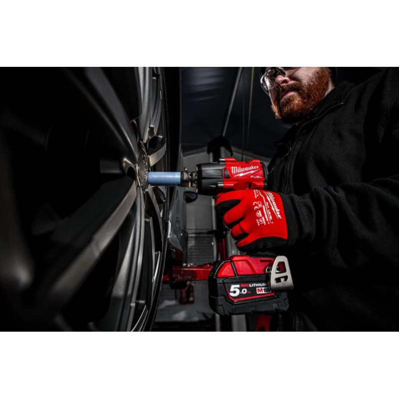 Купити Гайковерт акумуляторний безщітковий 1/2'' MILWAUKEE, M18 FMTIW2P12-0X, 881Нм, с пином (каркас, кліпса для реміня, картонне пакування). Офіційний магазин Мілвокі Україна, фірмова гарантія з доставкою по Украіні