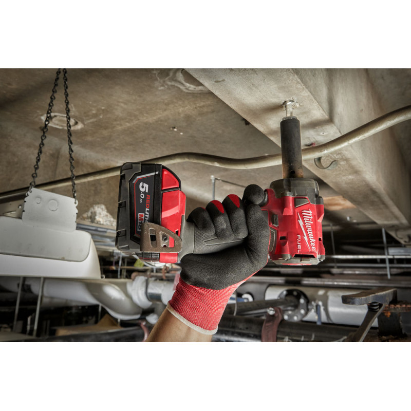 Купити Гайковерт акумуляторний безщітковий 1/2'' MILWAUKEE, M18 FIW2F12-0, 339Нм, з кільцем (каркас, кліпса для реміня). Офіційний магазин Мілвокі Україна, фірмова гарантія з доставкою по Украіні