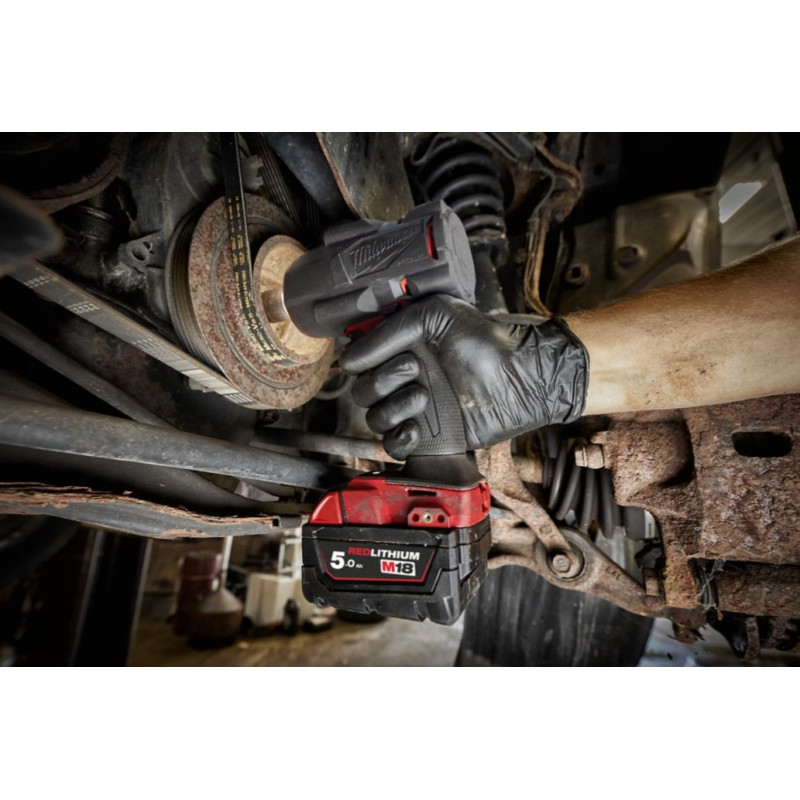 Купити Гайковерт акумуляторний безщітковий 3/8'' MILWAUKEE, М18 FMTIW2F38-0X, 813Нм, з кільцем (каркас, кліпса для реміня, HDкейс). Офіційний магазин Мілвокі Україна, фірмова гарантія з доставкою по Украіні
