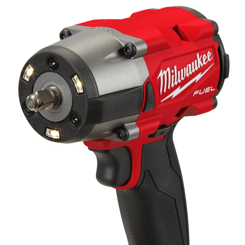 Купити Гайковерт акумуляторний безщітковий 3/8'' MILWAUKEE, М18 FMTIW2F38-0X, 813Нм, з кільцем (каркас, кліпса для реміня, HDкейс). Офіційний магазин Мілвокі Україна, фірмова гарантія з доставкою по Украіні