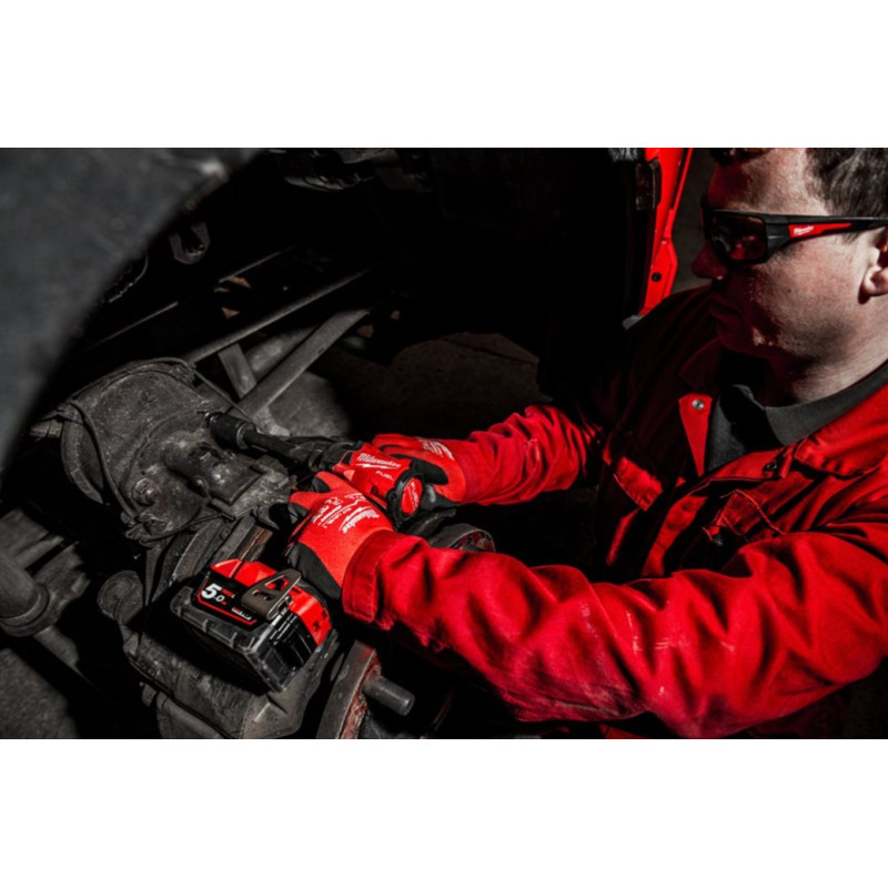 Купити Гайковерт акумуляторний безщітковий 1/2'' MILWAUKEE, M18 FIW2P12-502X, 339Нм, з піном (зарядний пристрій M12-18 FC, 2 акумулятори М18 В5 5Аг, кліпса для реміня, HDкейс). Офіційний магазин Мілвокі Україна, фірмова гарантія з доставкою по Украіні