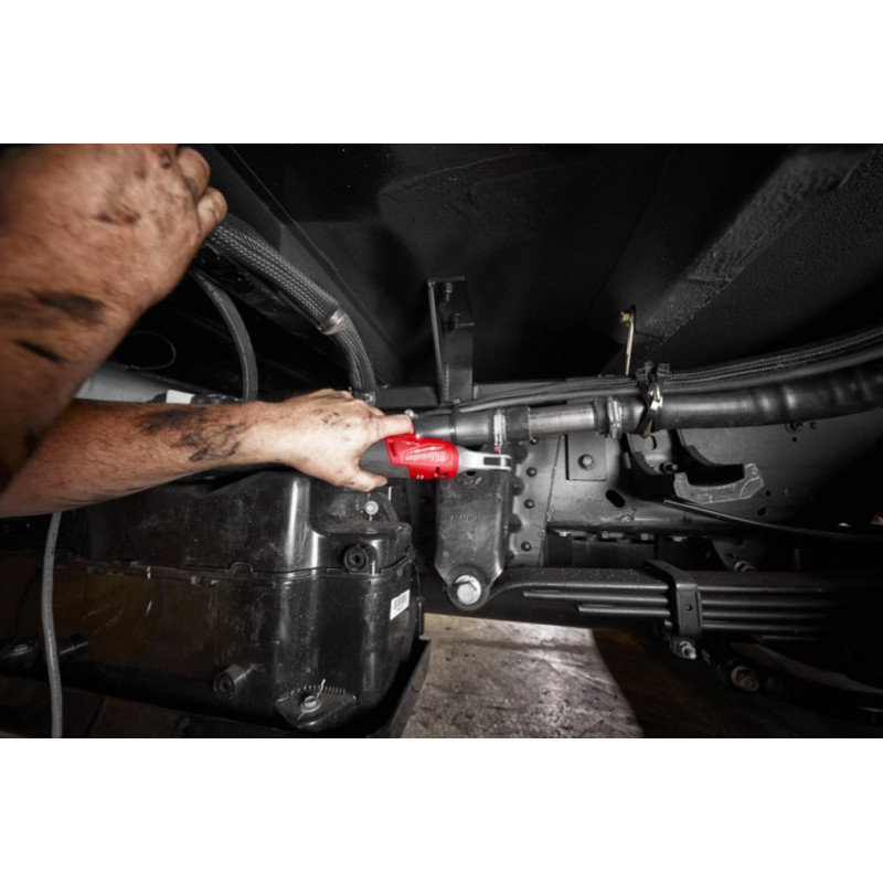 Купити Гайковерт-трещітка кутовий акумуляторний безщітковий 1/4'' MILWAUKEE, M12 FHIR14-0, 47Нм (каркас, картонне пакування). Офіційний магазин Мілвокі Україна, фірмова гарантія з доставкою по Украіні