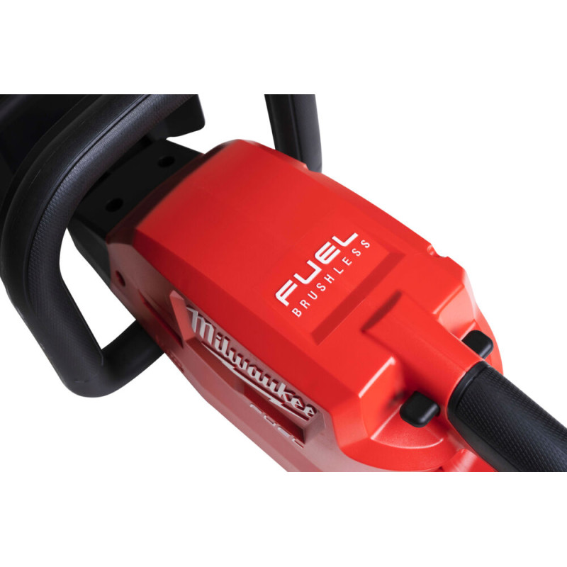 Купити Кущоріз акумуляторний безщітковий MILWAUKEE, M18 FHET45-802, лезо 45см (зарядний пристрій M12-18 FC, 2 акумулятори М18 НВ8 8Аг, картонне пакування). Офіційний магазин Мілвокі Україна, фірмова гарантія з доставкою по Украіні