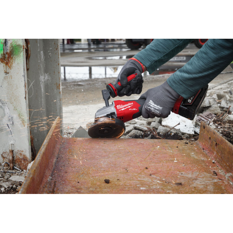 Купити Шліфмашина кутова акумуляторна MILWAUKEE, M18 FSAGSVO125X-502X, 1200 Вт діаметр 125мм (+зар.пр., 2ак.Х5Аг, HD кейс). Офіційний магазин Мілвокі Україна, фірмова гарантія з доставкою по Украіні