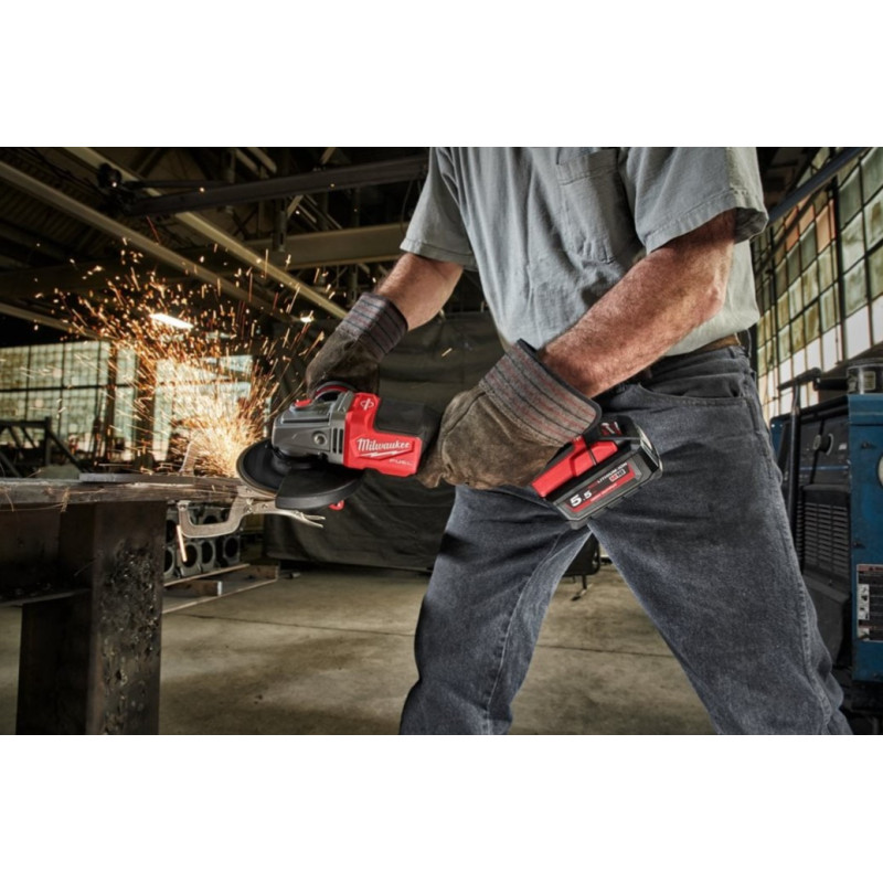 Купити Кутошліфувальна машина акумуляторна MILWAUKEE M18FHSAG125XPDB-0. Офіційний магазин Мілвокі Україна, фірмова гарантія з доставкою по Украіні
