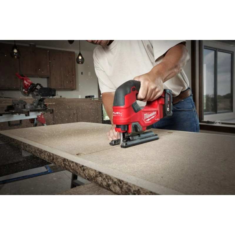 Купити Лобзик акумуляторний MILWAUKEE, M18 FJS-0X (каркас. полотно, адаптер, кожух, насадка, накладка підошви, HDкейс). Офіційний магазин Мілвокі Україна, фірмова гарантія з доставкою по Украіні