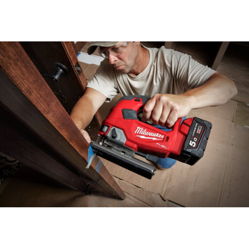 Купити Лобзик акумуляторний MILWAUKEE, M18 FJS-0X (каркас. полотно, адаптер, кожух, насадка, накладка підошви, HDкейс). Офіційний магазин Мілвокі Україна, фірмова гарантія з доставкою по Украіні