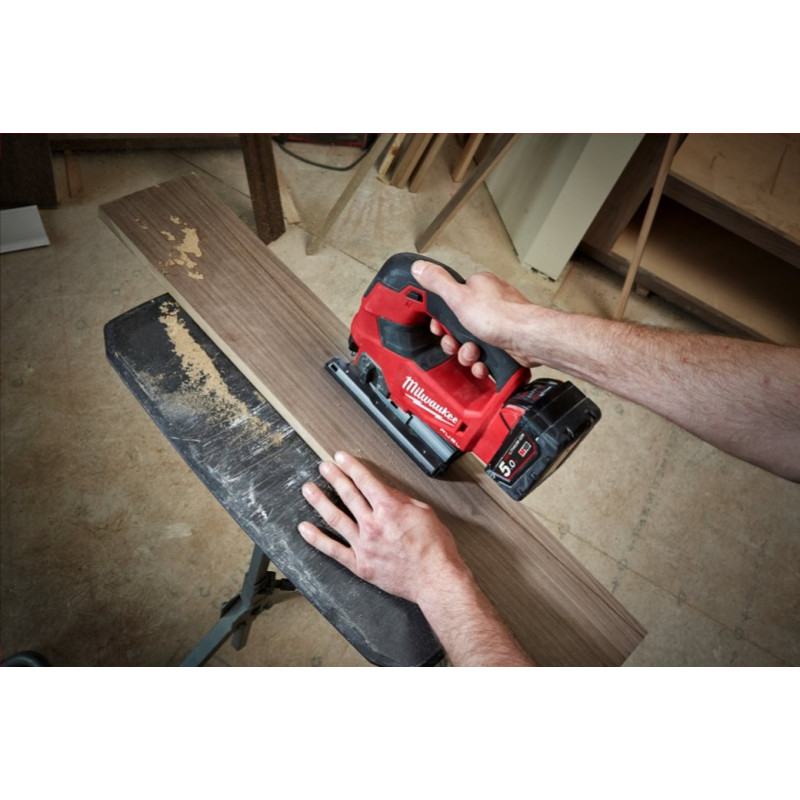 Купити Лобзик акумуляторний MILWAUKEE, M18 FJS-0X (каркас. полотно, адаптер, кожух, насадка, накладка підошви, HDкейс). Офіційний магазин Мілвокі Україна, фірмова гарантія з доставкою по Украіні