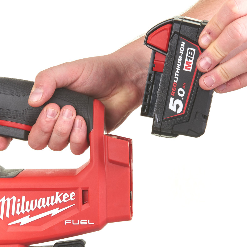 Купити Лобзик акумуляторний MILWAUKEE, M18 FJS-502X (зарядний пристрій M12-18 FC, 2 акумулятори М18 В5 5Аг, аксесуари, HDкейс). Офіційний магазин Мілвокі Україна, фірмова гарантія з доставкою по Украіні