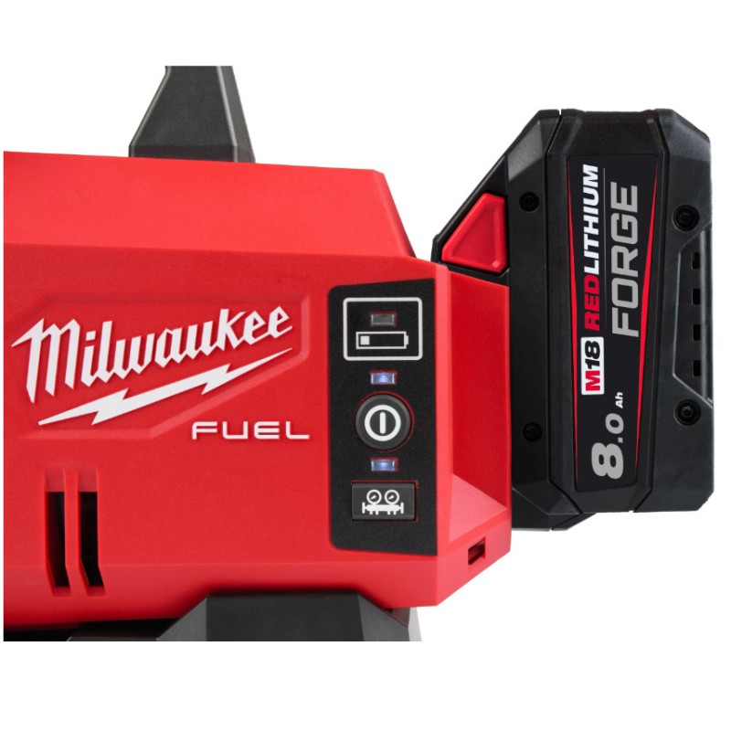 Купити Насос вакуумний акумуляторний MILWAUKEE, M18 FVP5-801 з адаптером (зарядний пристрій M12-18 FC, 1 акумулятор М18 FB8 8Аг). Офіційний магазин Мілвокі Україна, фірмова гарантія з доставкою по Украіні