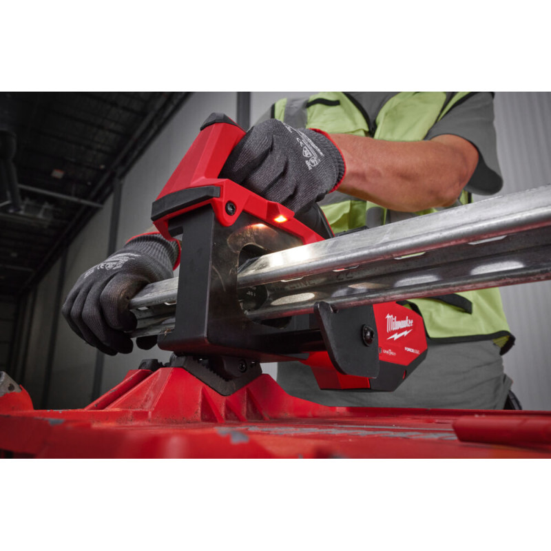 Купити Різак акумуляторний для профілю FORCE LOGIC MILWAUKEE, M18 STSO-0B (каркас). Офіційний магазин Мілвокі Україна, фірмова гарантія з доставкою по Украіні