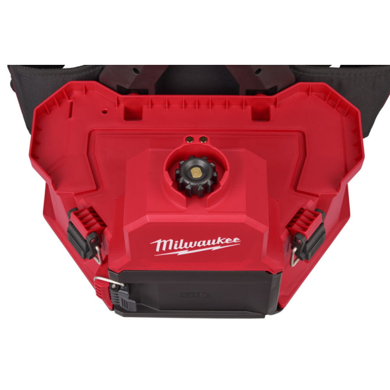 Купити Обприскувач ранцевий акумуляторний (базова станція) MILWAUKEE M18 BBPFP2-301 (зарядний пристрій M12-18 FC, 1 акумулятор М18 НВ3 3Аг, картонне пакування). Офіційний магазин Мілвокі Україна, фірмова гарантія з доставкою по Украіні