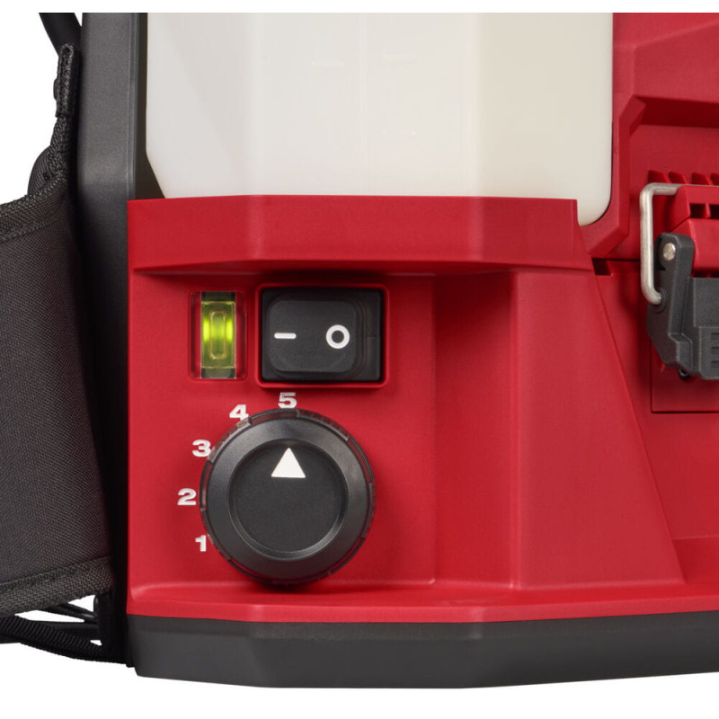 Купити Обприскувач ранцевий акумуляторний (базова станція) MILWAUKEE M18 BBPFP2-301 (зарядний пристрій M12-18 FC, 1 акумулятор М18 НВ3 3Аг, картонне пакування). Офіційний магазин Мілвокі Україна, фірмова гарантія з доставкою по Украіні