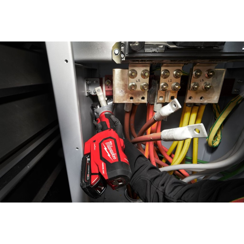 Купити Обтискач гідравлічний акумуляторний для кабелів MILWAUKEE, M18 HDCT-202C (зарядний пристрій М12-18 С, 2 акумулятори М18 В2 2Аг, кейс). Офіційний магазин Мілвокі Україна, фірмова гарантія з доставкою по Украіні