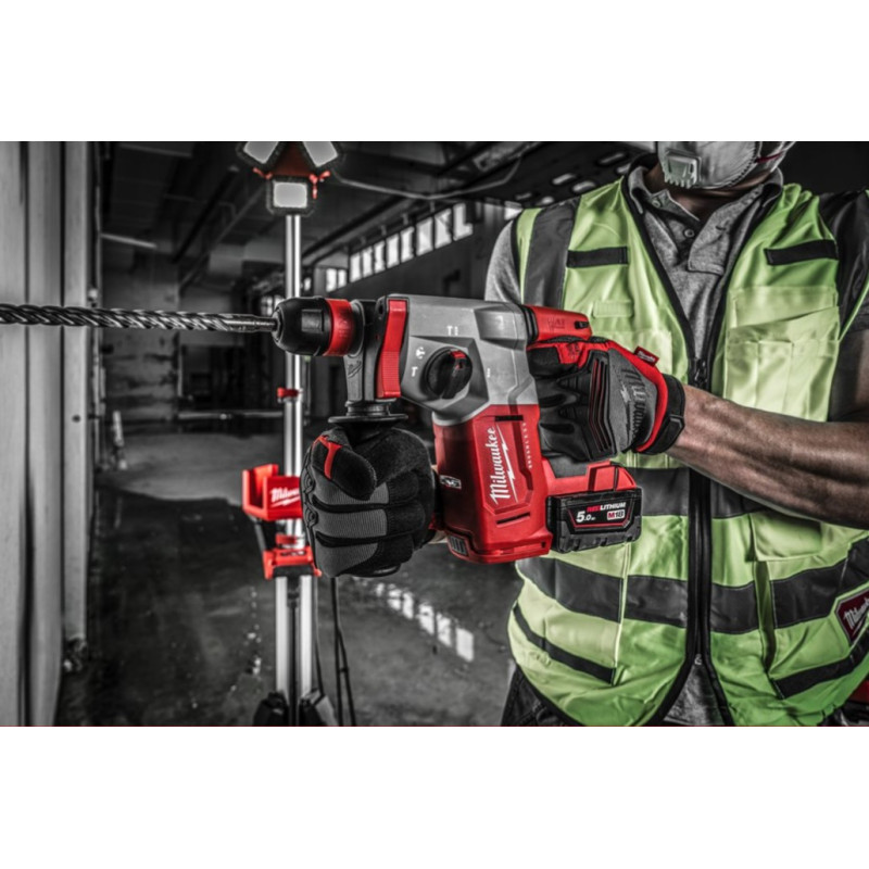 Купити Перфоратор акумуляторний SDS-PLUS MILWAUKEE, M18 BLHX-502X, 2,3 Дж (зарядний пристрій M12-18 FC, 2 акумулятори М18 В5 5Аг, патрон FIXTEC 13мм, HDкейс). Офіційний магазин Мілвокі Україна, фірмова гарантія з доставкою по Украіні