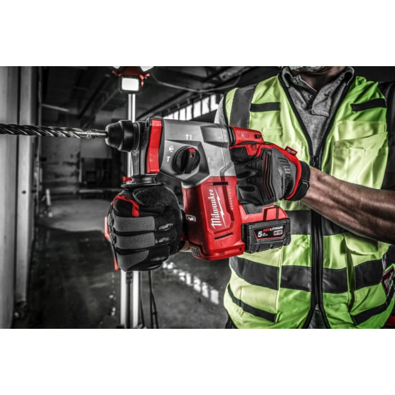 Купити Перфоратор акумуляторний безщітковий SDS-PLUS MILWAUKEE, M18 BLH-0, 2,3Дж (каркас, бічна рукоять, обмежувач глибини, картонне пакування). Офіційний магазин Мілвокі Україна, фірмова гарантія з доставкою по Украіні