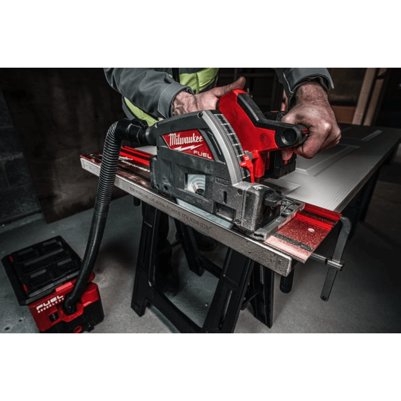 Купити Пила дискова ручна акумуляторна занурювальна MILWAUKEE, M18 FPS55MC-552P, діаметр 165мм (каркас, аксесуари, кейс PACKOUT). Офіційний магазин Мілвокі Україна, фірмова гарантія з доставкою по Украіні
