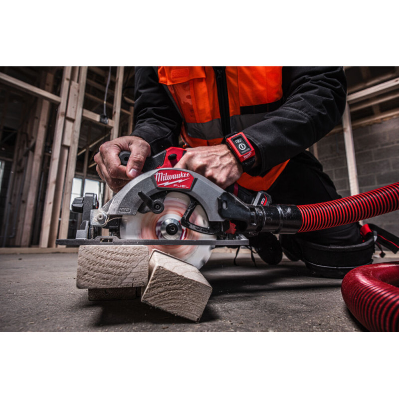 Купити Пила дискова ручна акумуляторна безщіткова MILWAUKEE, M12 FCS442-502X, діаметр 140мм (зарядний пристрій С12 С, 2 акумулятори М12 НВ5 5Аг, диск, HDкейс). Офіційний магазин Мілвокі Україна, фірмова гарантія з доставкою по Украіні