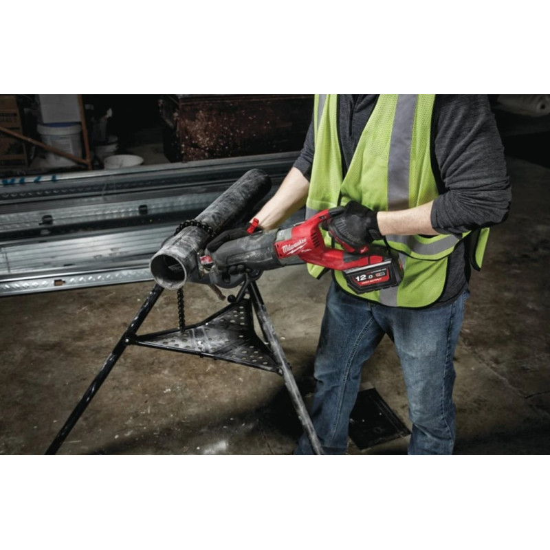 Купити Пила шабельна акумуляторна MILWAUKEE, M18 FSX-0C (кейс). Офіційний магазин Мілвокі Україна, фірмова гарантія з доставкою по Украіні