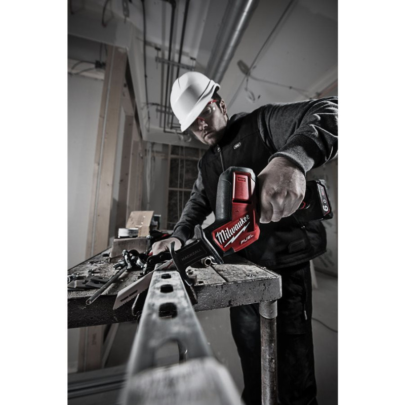 Купити Пила шабельна акумуляторна MILWAUKEE, M12 CHZ-0 (каркас, каркас, картонне пакування). Офіційний магазин Мілвокі Україна, фірмова гарантія з доставкою по Украіні