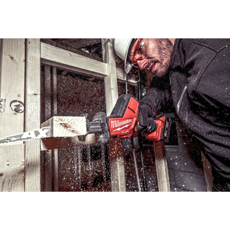 Купити Пила шабельна акумуляторна MILWAUKEE, M18 FHZ-502X (зарядий пристрій M12-18 FC, 2 акумулятори М18 В5 5Аг, полотно, HDкейс). Офіційний магазин Мілвокі Україна, фірмова гарантія з доставкою по Украіні