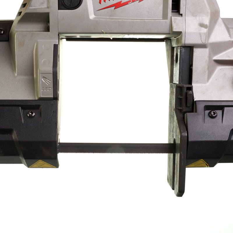 Купити Пила стрічкова акумуляторна MILWAUKEE, M18 CBS125-502C (зарядний пристрій М12-18 FC, 2 акумулятори М18 В5 5Аг, кейс). Офіційний магазин Мілвокі Україна, фірмова гарантія з доставкою по Украіні