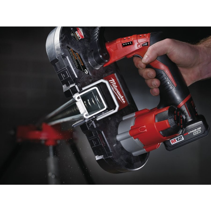 Купити Пила стрічкова акумуляторна MILWAUKEE, M12 BS-0 (каркас, полотно, картонне пакування). Офіційний магазин Мілвокі Україна, фірмова гарантія з доставкою по Украіні