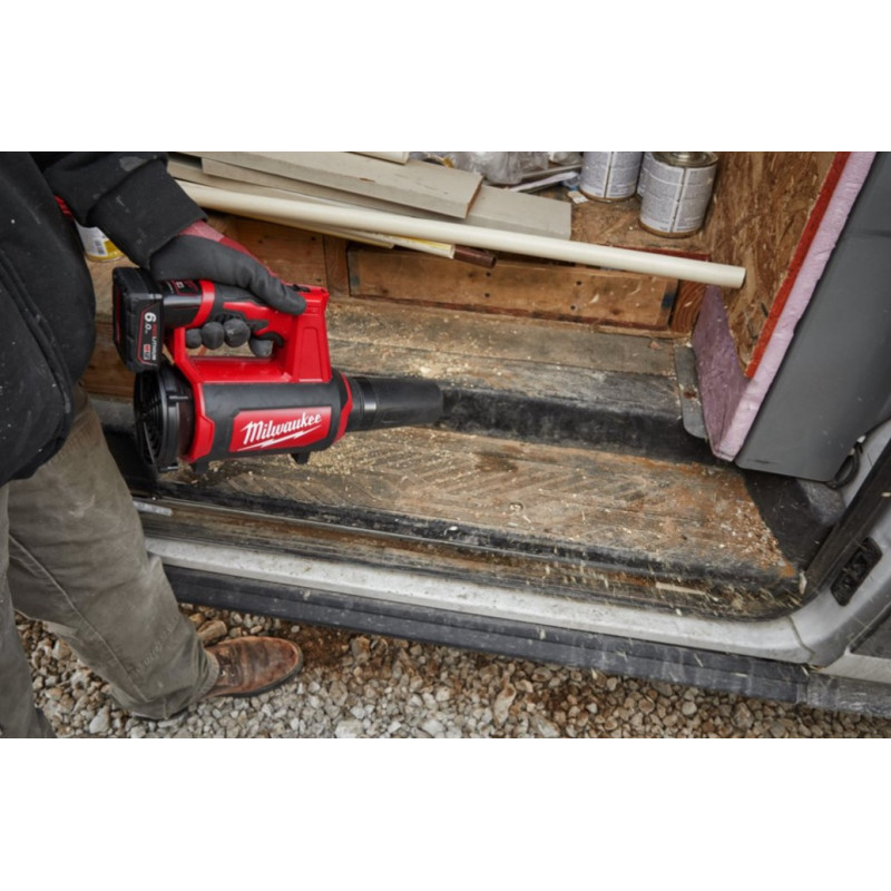 Купити Повітродувка акумуляторна MILWAUKEE M12 BBL-0 (каркас). Офіційний магазин Мілвокі Україна, фірмова гарантія з доставкою по Украіні