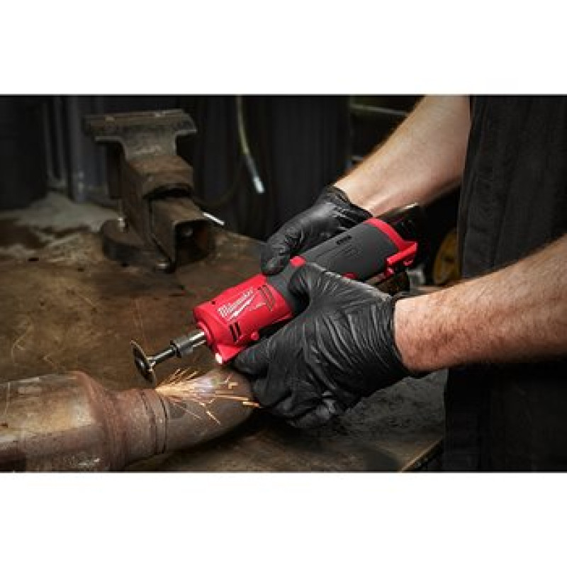 Купити Шліфмашина пряма цангова акумуляторна безщіткова MILWAUKEE, M12 FDGS-422B (зарядний пристрій С12 С, 1 акумулятор М12 В2 2Аг, 1 акумулятор М12 В4 4Аг,  цангі 6 та 8мм, сумка). Офіційний магазин Мілвокі Україна, фірмова гарантія з доставкою по Украіні