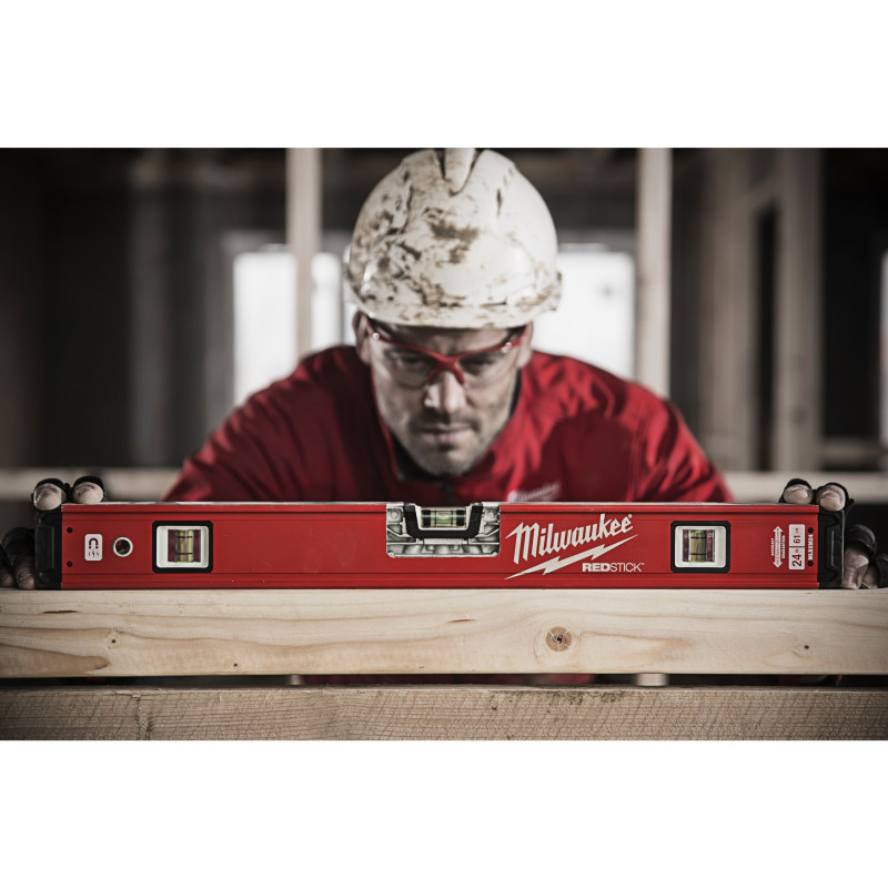Купити Рівень REDSTICK Backbone MILWAUKEE, 60см. Офіційний магазин Мілвокі Україна, фірмова гарантія з доставкою по Украіні